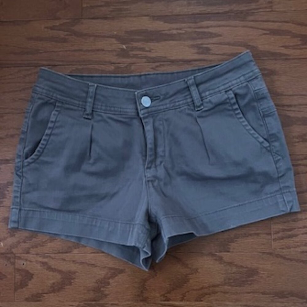 Lascana Low Rise Pleated Front Shorts